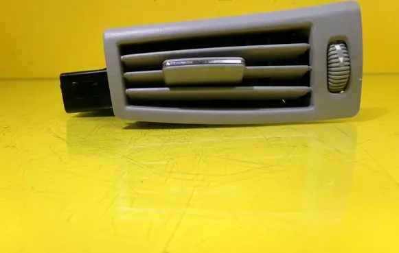 Mercedes-Benz E W211 Dashboard side air vent grill/cover trim 2118301454
