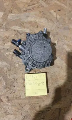 Volkswagen PASSAT B6 Vacuum pump 03G145209