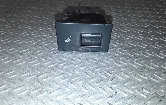 Volkswagen Touareg I Seat heating switch 7L6963570C 7L6963564A 7L6963564B