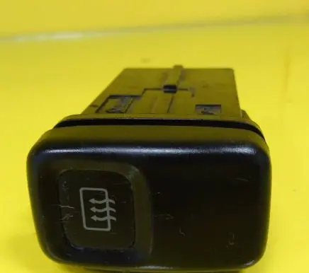 Windscreen/window heater switch