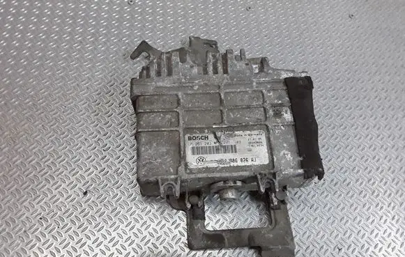 Volkswagen Polo III 6N 6N2 6NF Engine control unit/module 0261203456 030906026AJ