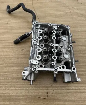 Subaru Outback (BT) Engine head CE25 J0816033 L1160