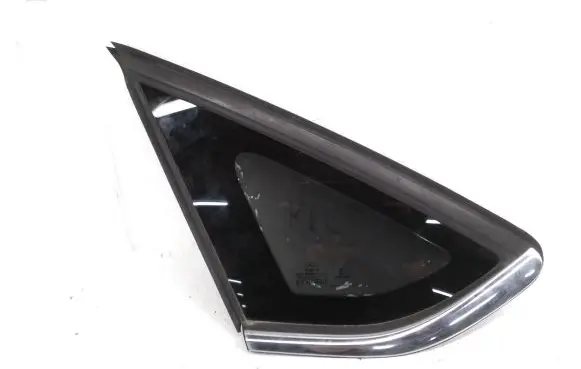Ford Fusion II Rear side window DS73F29701A