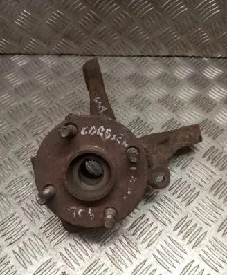 Toyota Corolla E100 Front wheel hub