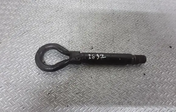 Lexus LS 400 Towing hook eye 