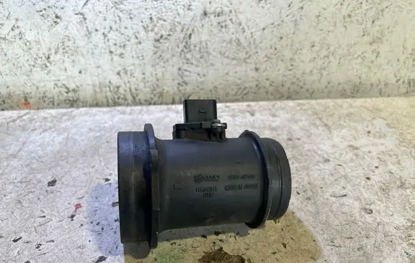 Audi A6 S6 C6 4F Mass air flow meter 059906461K
