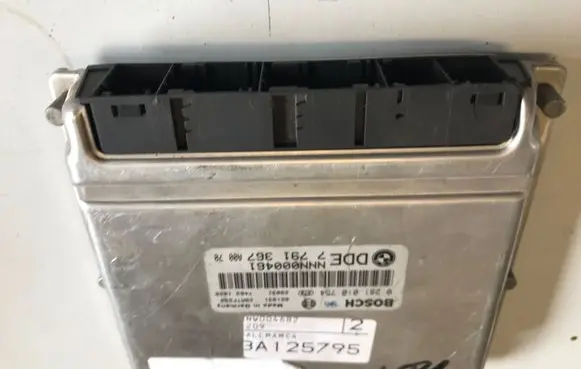 Land Rover Range Rover L322 Engine control unit/module NNN000461 3A125795 00H298T642