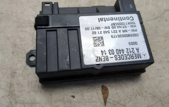 Mercedes-Benz E AMG W212 Fuel injection pump control unit/module A2124400314 0926900035179 5WK11555CBF