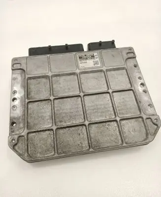 Toyota Avensis T270 Engine control unit/module 8966105F20