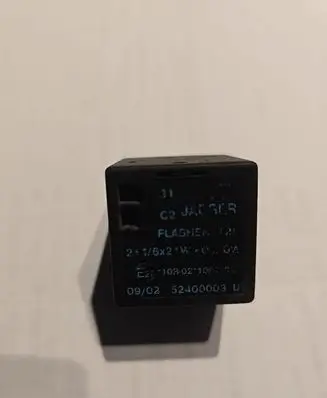 Volkswagen Golf III Other relay 52400003D
