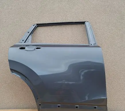 Honda CR-V Rear door