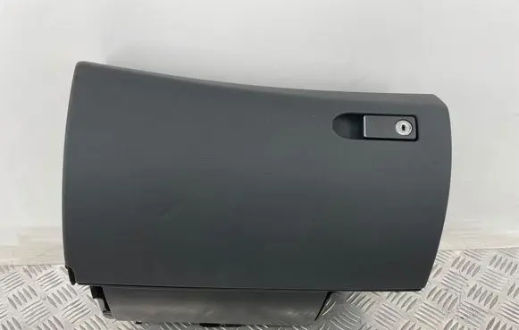 Mercedes-Benz C W204 Glove box A2046803291 000021 22046803