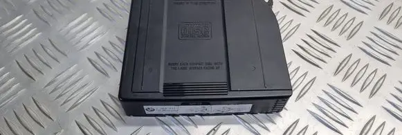 BMW 3 E46 CD/DVD changer 8364931