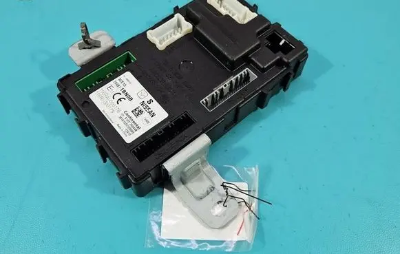 Infiniti FX Central body control module 284B11BN0B IMPRK1590196