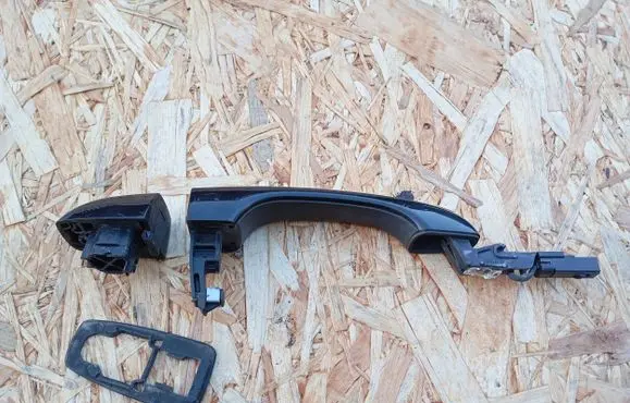 Fiat Freemont Front door exterior handle 53907 04589855A 45835