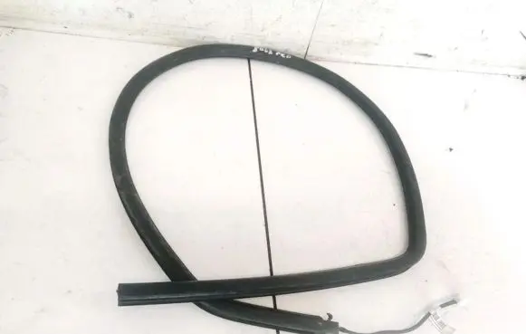 Fiat Stilo Front door glass trim molding 