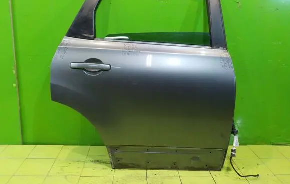 Nissan Qashqai+2 Rear door 14AB107 069E90929C9C4C6E9