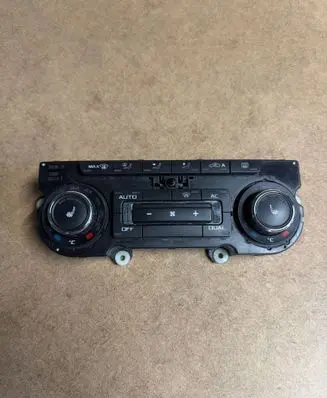 Skoda Superb B6 (3T) Climate control unit 3T0907044 3T0907044AQ 5HB00974939
