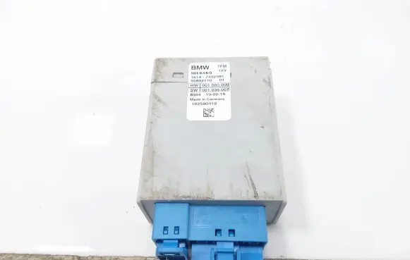 BMW i3 Fuel injection pump control unit/module 16147452591