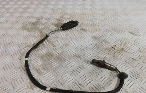 Volkswagen PASSAT B8 Lambda probe sensor 05L907807E 0281008321