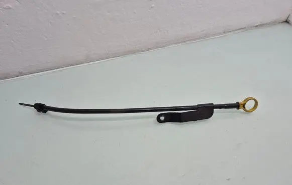 Mazda CX-7 Oil level dip stick 