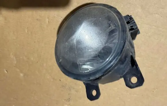 Peugeot 308 Front fog light 89211690