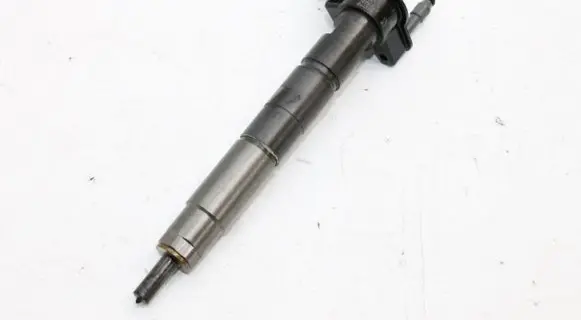 BMW 6 G32 Gran Turismo Fuel injector 8571565 0445118037