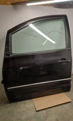 Volkswagen Sharan Front door 