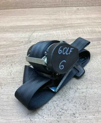 Volkswagen Golf VI Rear seatbelt 618019000 1K6857806AA