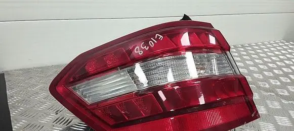 Mercedes-Benz E W212 Rear/tail lights a055364