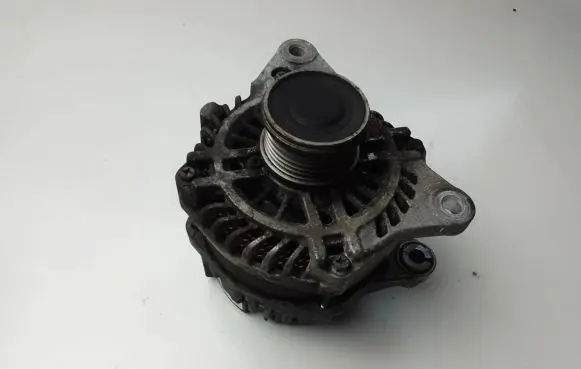 Mazda 6 Generator/alternator SH1NA2TX9181