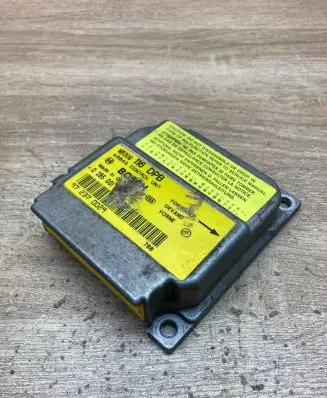 Mitsubishi Carisma Airbag control unit/module 0285001236 972370029