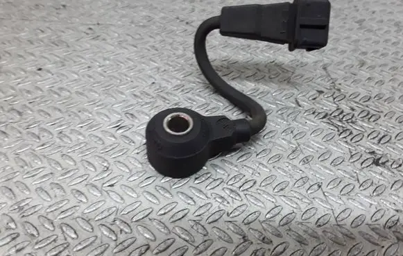 Audi A3 S3 8L Detonation knock sensor 06A905377