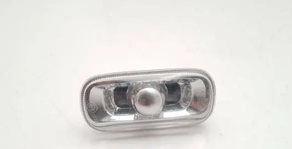 Audi A6 S6 C6 4F Front fender indicator light 8E0949127