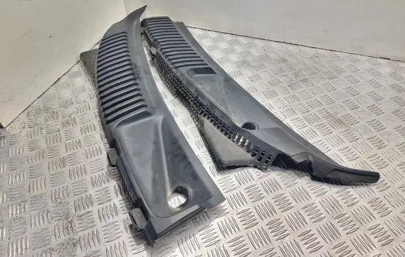 Ford Explorer Wiper trim 1L247802222B GAPN3720