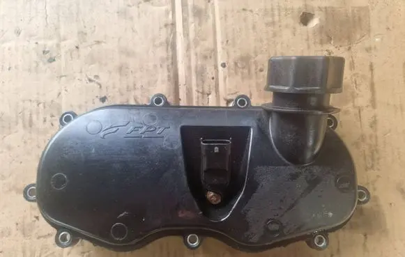 Iveco Daily 35 - 40.10 Timing chain cover 