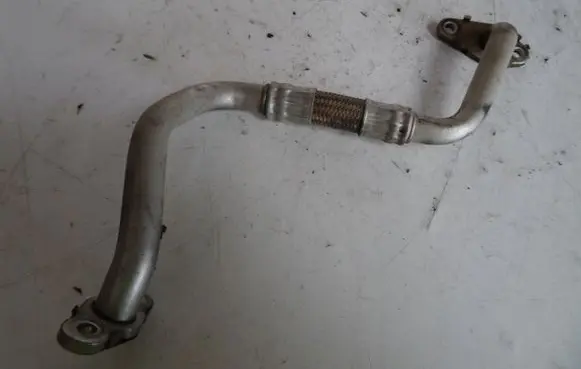 Volkswagen Scirocco Turbo turbocharger oiling pipe/hose 03C145735F