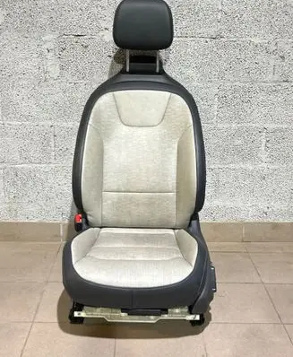 KIA Niro Front driver seat 