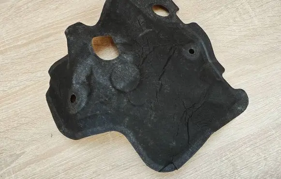 BMW 8 G16 Fender foam support/seal 7462227