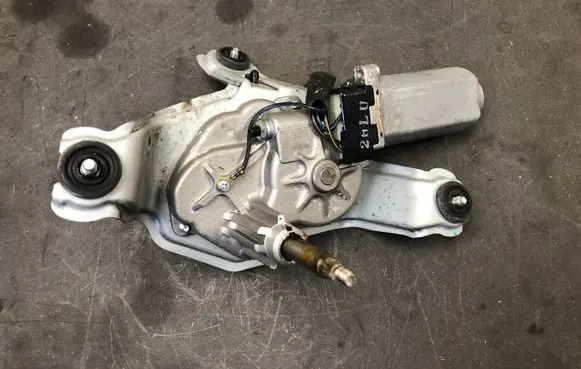 Hyundai i40 Rear window wiper motor 987003Z000