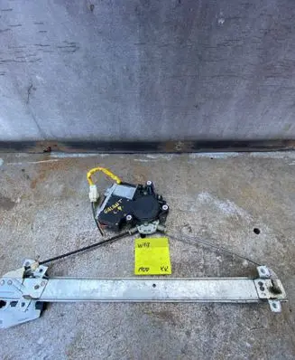 Mitsubishi Galant Front door window regulator with motor 