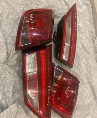 Seat Leon (5F) Rear/tail lights set 