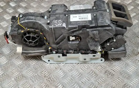 Mercedes-Benz S W221 Interior heater climate box assembly 2218300262 A2218302515 901158142