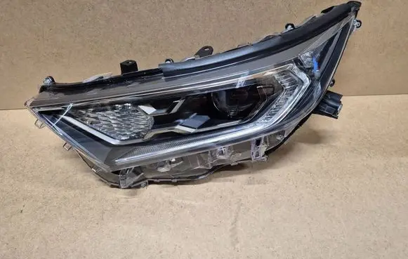 Toyota RAV 4 (XA50) Headlight/headlamp RAV4VPRZEDLIFT