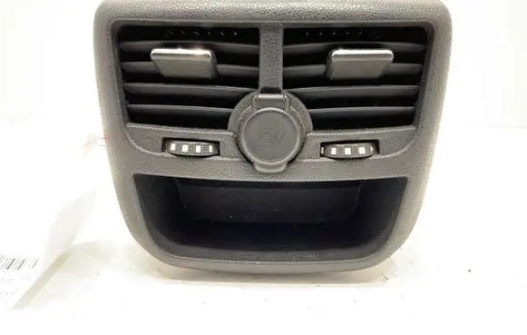 Peugeot 508 Rear air vent grill 9686453677