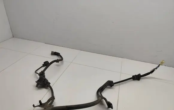 Toyota RAV 4 (XA50) Rear ABS sensor wiring 890C042010