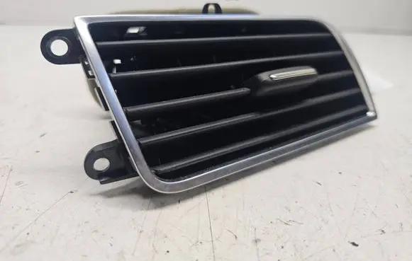 Audi A8 S8 D4 4H Dashboard side air vent grill/cover trim 4H1820902C