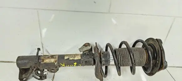 Mercedes-Benz C W204 Front shock absorber with coil spring A2043201513