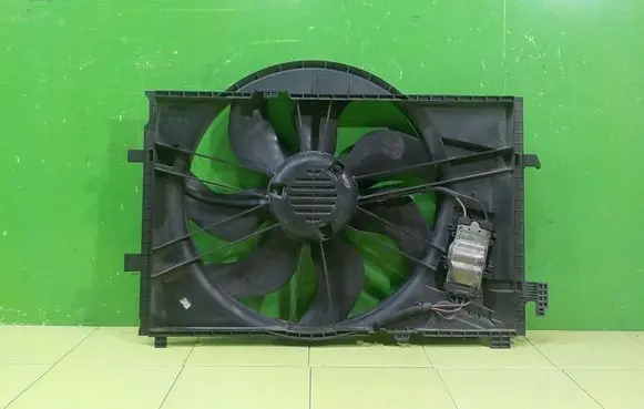 Mercedes-Benz CLK A209 C209 Fan set 0130307047