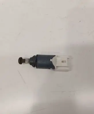 Renault Kangoo II Brake pedal sensor switch 8200168238
